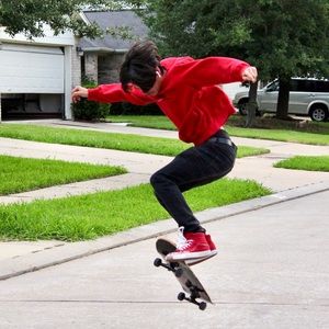 Meet your Posher, Genaro